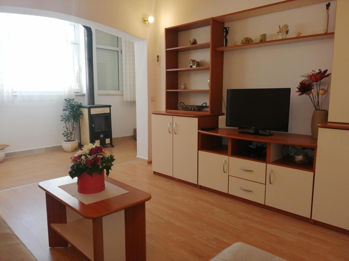 Apartments Doris & Petra Lokva Rogoznica Luaran gambar
